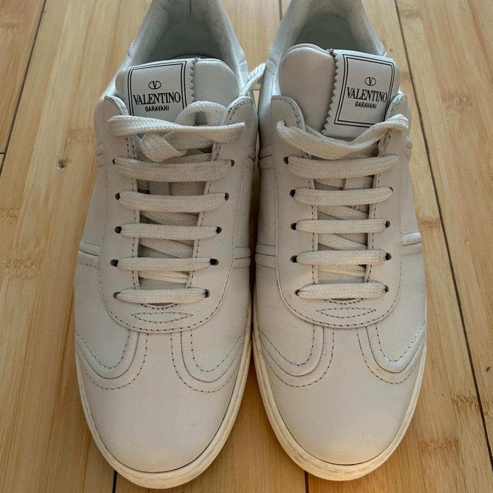White sneakers, size 38.5. Valentino